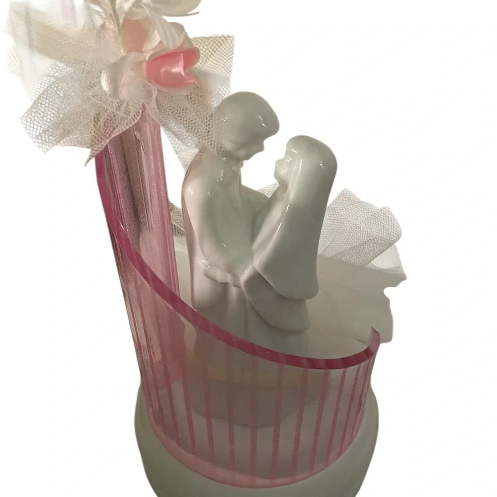 Wedding cake topper Wilton  vintage New Man and Woman in Love